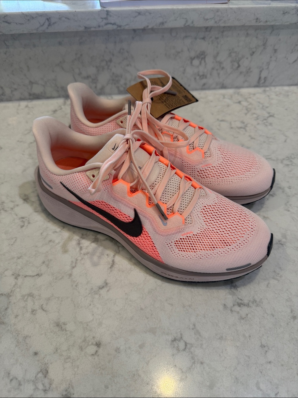 Nike Women’s Pegasus 41, Peach, Sneakers, Size 10, Brand New!